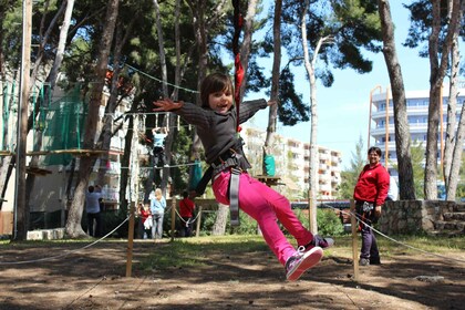 Bosc Aventura Salou: ชุดนักสำรวจ