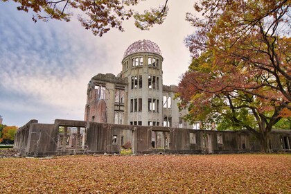 Desde Osaka o Kioto: recorrido en tren y autobús por Hiroshima y Miyajima