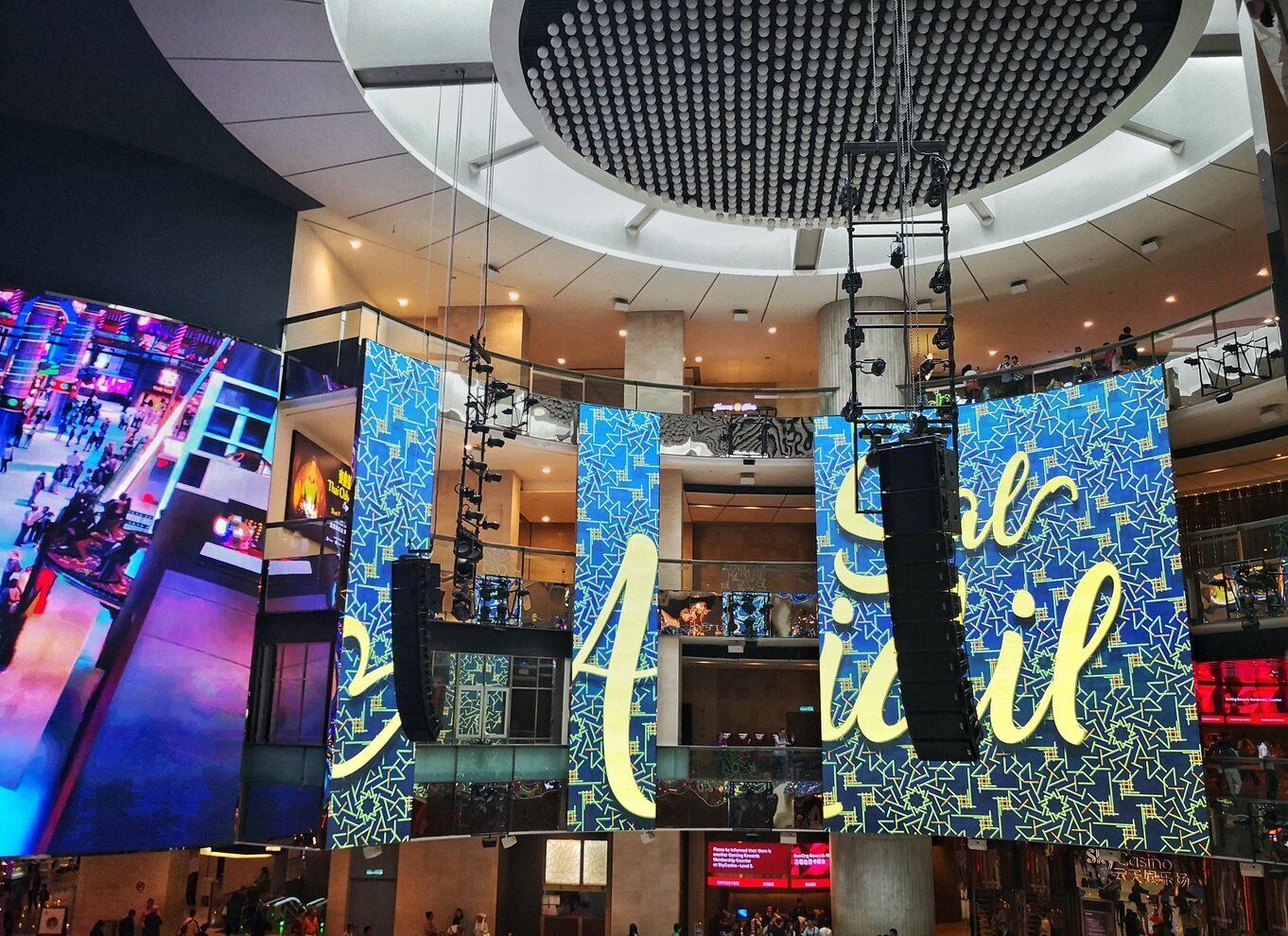 Picture 9 for Activity Kuala Lumpur: Genting Highlands & Batu Caves Day Trip