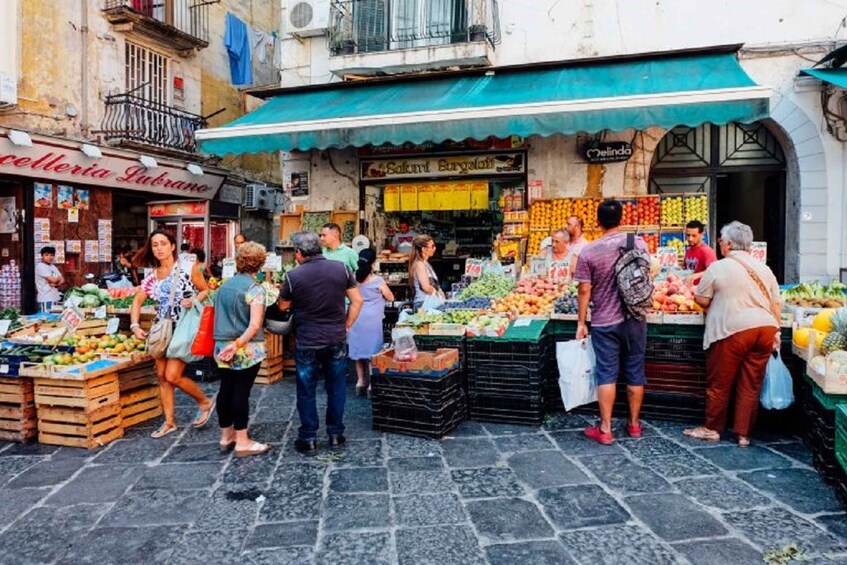 Picture 2 for Activity Naples: The Spanish Quarters, Street Art and Local Market