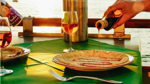 Amsterdam : Croisière fluviale avec crêpes hollandaises à volonté