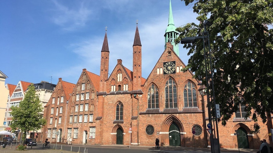LuÌbeck: Backyards and Town Houses Private Guided Tour