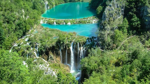 Dari Zadar: Transfer Pulang-Pergi ke Danau Plitvice