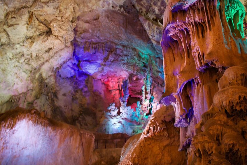 Picture 1 for Activity Alicante: Canelobre Caves Tour with Transport