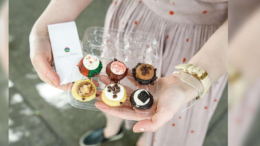 NYC: The Original Cupcake Tour of Greenwich Village