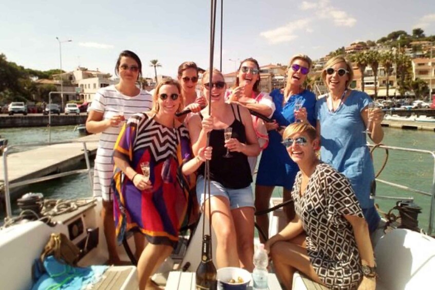 Catania: Spritz and Sunset Sailing Tour