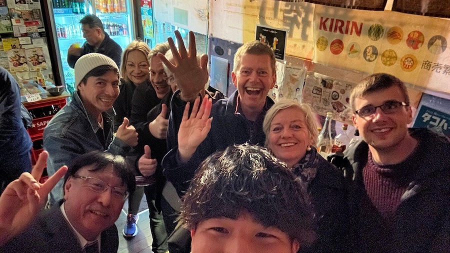 Hiroshima: Food and Culture Guided Walking Tour with Dinner