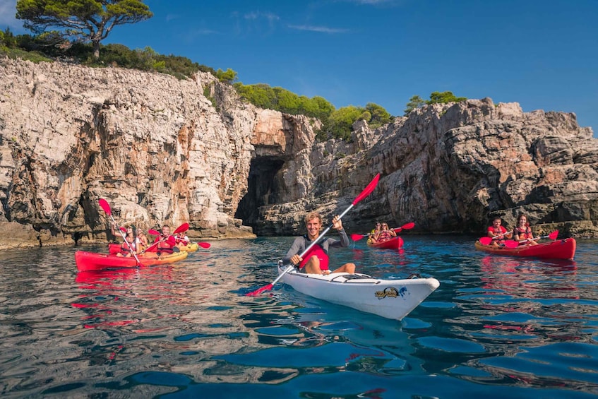 Picture 5 for Activity Dubrovnik: Sunset Sea Kayaking Tour with Wine and Bruschetta