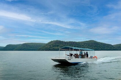 Hawkesbury River: Broken Bay Pearl Farm Discovery Experience