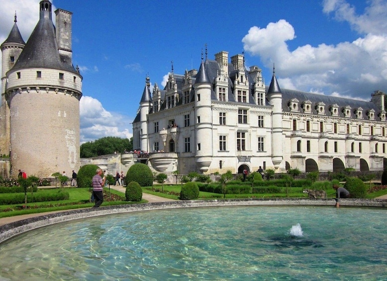 Tours/Amboise: Private Chambord and Chenonceau Chateau Tour