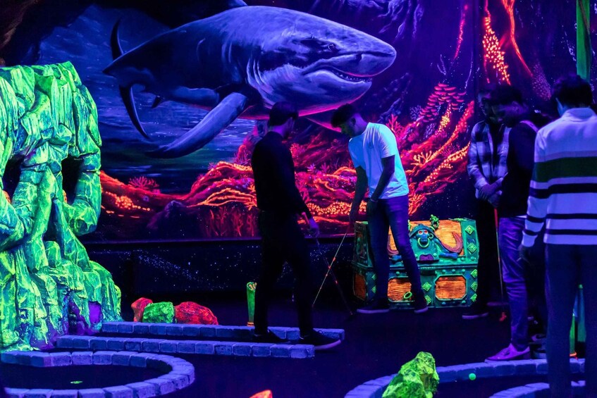 Picture 10 for Activity Amsterdam: 12-Hole Glow-in-the-Dark Mini-Golf Experience