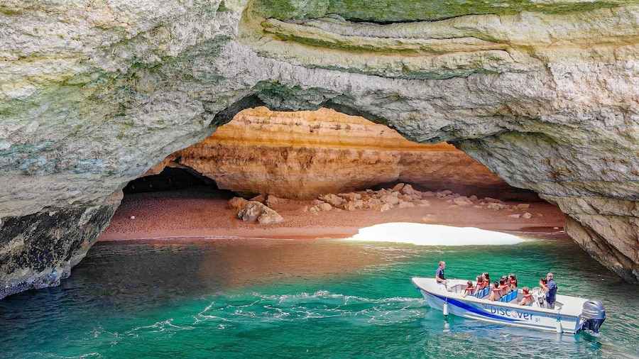 From Portimão: Benagil Boat Tour with Local Guide