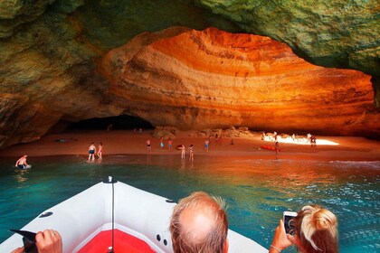 Depuis Lagos : Grottes maritimes de Benagil excursion avec un guide local