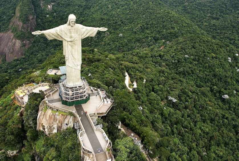 Full-Day Tour with Guanabara Bay Cruise & Christ the Redeemer