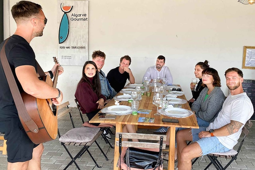 Picture 6 for Activity Carvoeiro/Portimão/Alvor: Wine Tour w/ Tasting, Tapas, Music