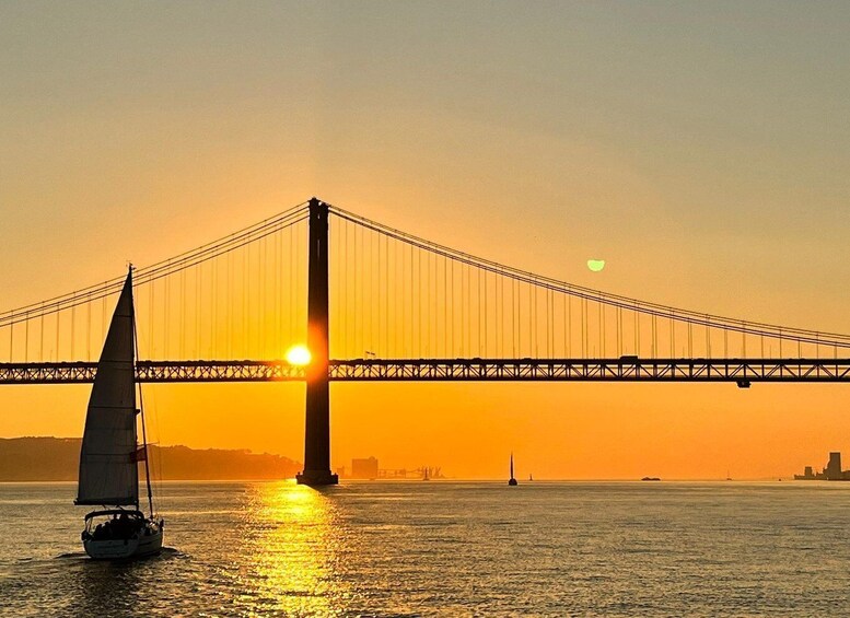 Picture 19 for Activity Lisbon: Sailing Tour on the Tagus River