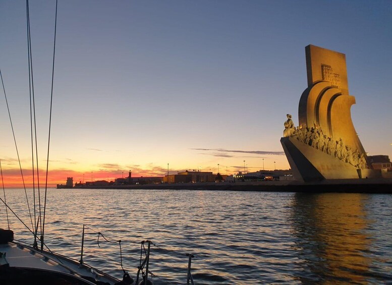 Picture 26 for Activity Lisbon: Sailing Tour on the Tagus River