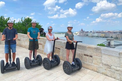 Budapest: 1,5 tunnin hauska Segway-kierros kaupunkikierroksella