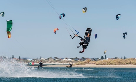 Perth: Mellanliggande privat lektion i kiteboarding