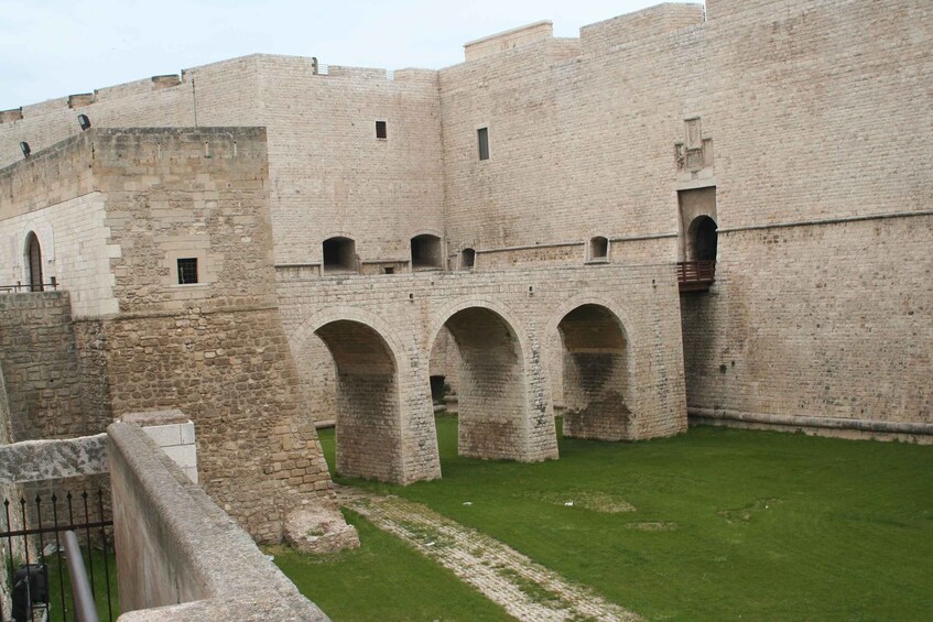 Picture 1 for Activity Barletta: The Town of the Challenge Private Tour