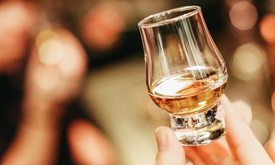 Edinburgh: Whisky Tasting with History and Storytelling