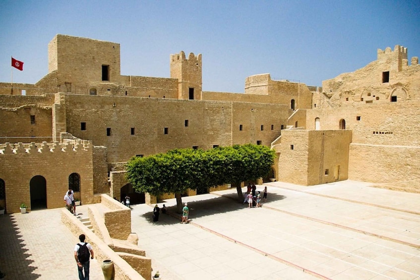 Picture 4 for Activity From Tunis: Full-Day El Jem and Monastir Tour