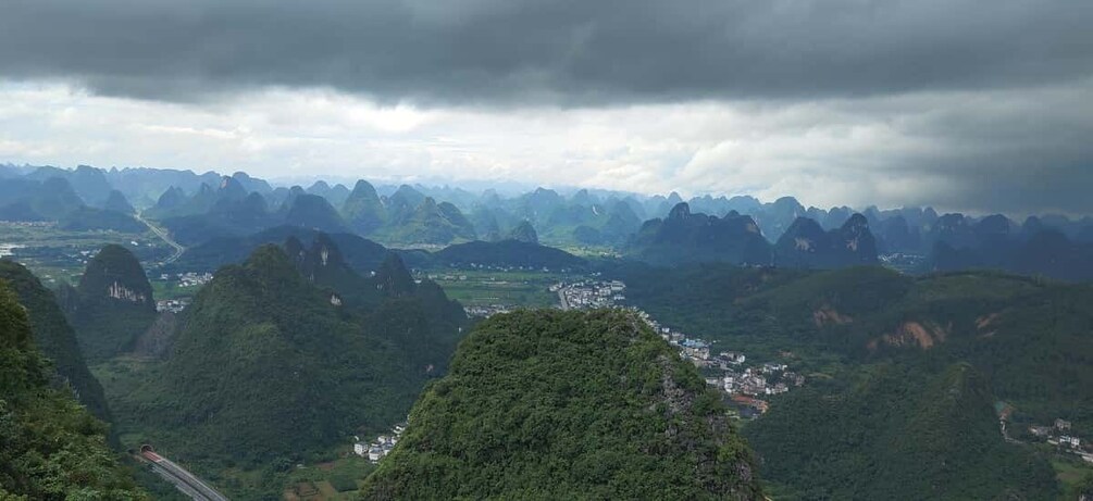 Picture 16 for Activity Yangshuo Ruyi peak & round way cable car ticket