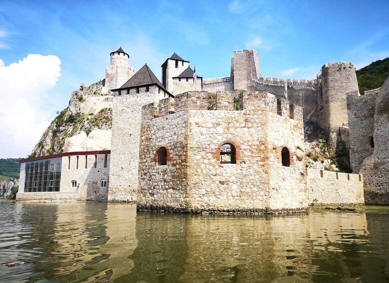 Picture 2 for Activity From Belgrade: Full-Day Historical Danube Tour