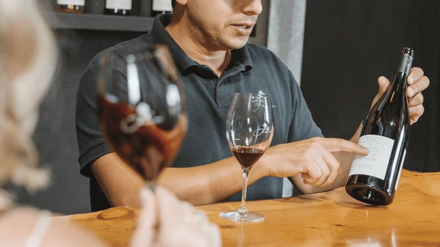 Waiheke Island: Scenic Island Wine Tour & Local Wine Tasting