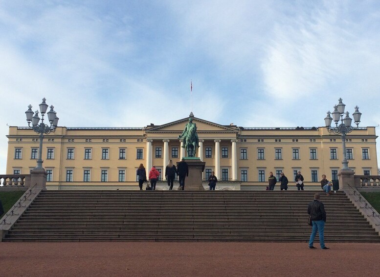 Picture 8 for Activity Oslo: Panoramic Sightseeing Tour