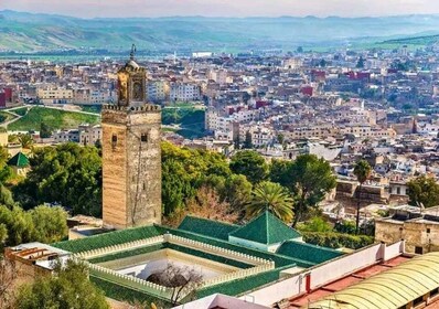 Fès : Culturel privé excursion avec Guide, Chauffeur et Voiture de Luxe