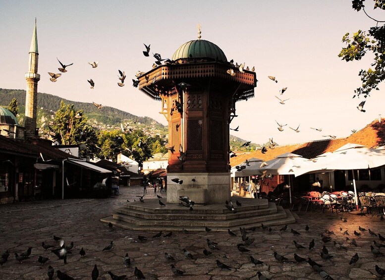 Sarajevo: Grand Walking Tour