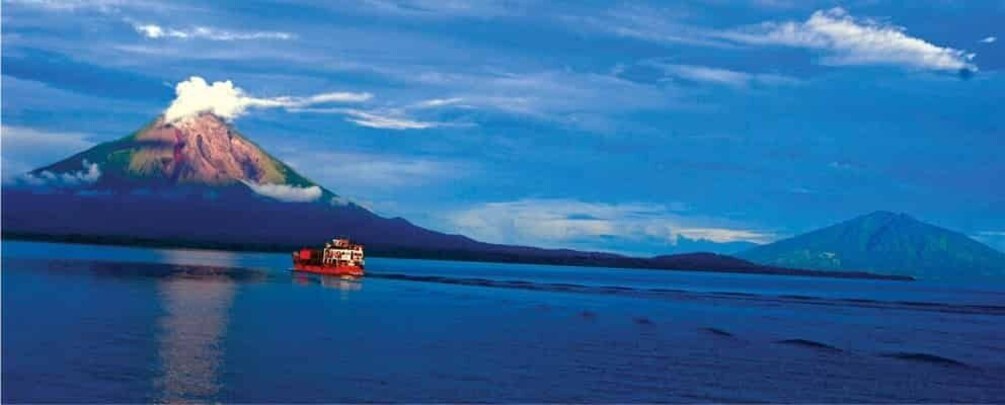 From Granada: Full-Day Trip to Ometepe Island