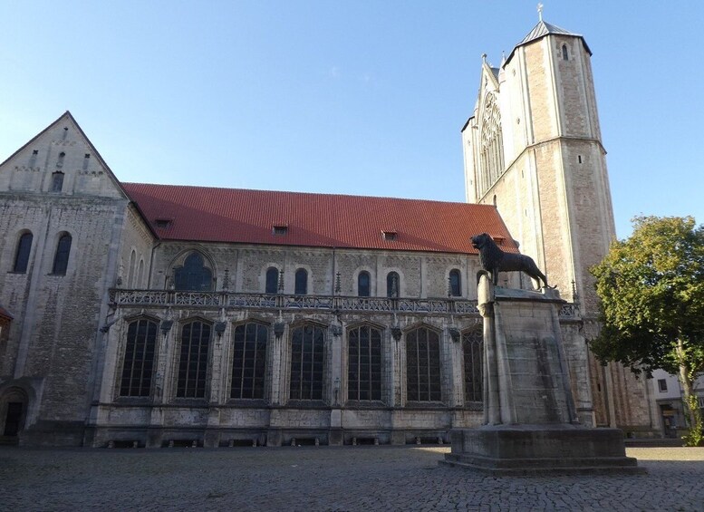 Braunschweig: Private City Walking Tour with certified Guide