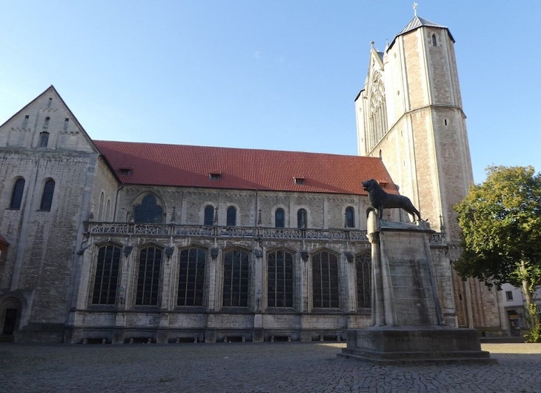 Braunschweig: Private Walking Tour with Certified Guide