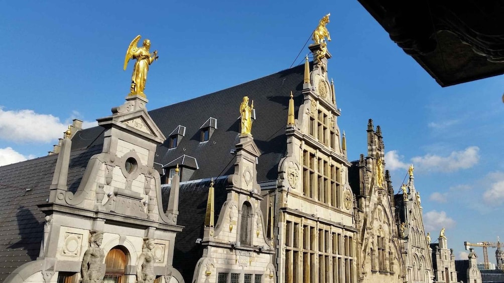 Antwerp: Walking Tour from Steen to Central Station