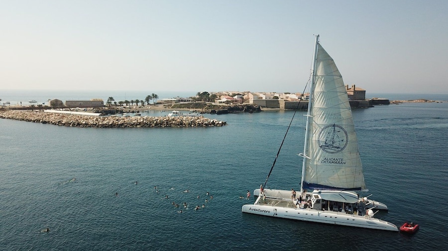 Alicante: 6-Hour Catamaran Cruise to Tabarca Island