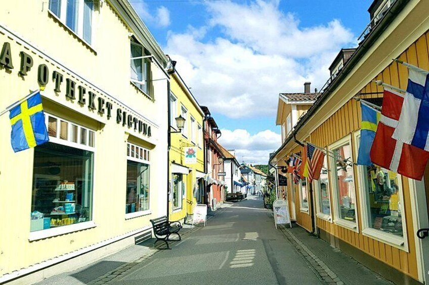 Sigtuna's commercial street. and bulding dating to 17th and 18th C.