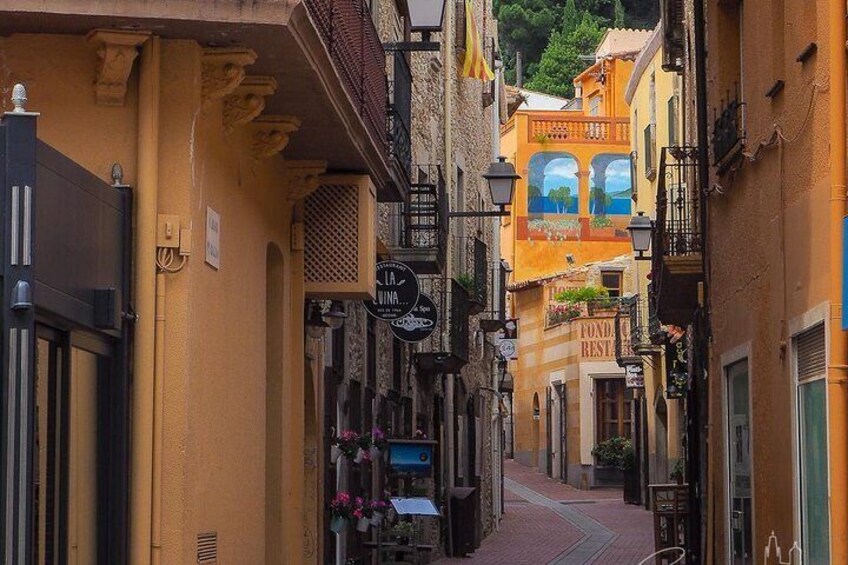 Streets of Begur