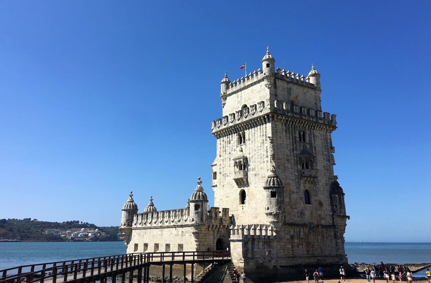 Lisbon Tour with Jeronimos Monastery