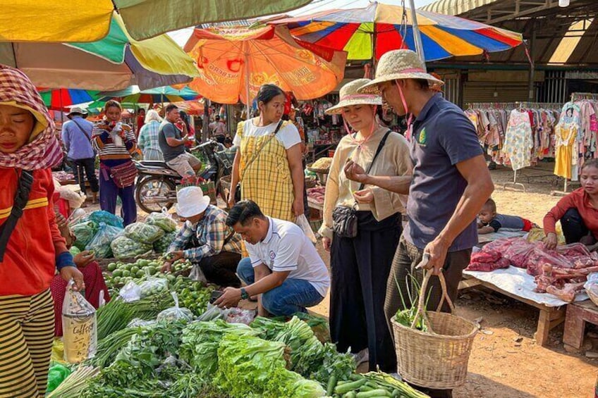 Siem Reap Guided Day Trip to Local Village and Cooking Class 