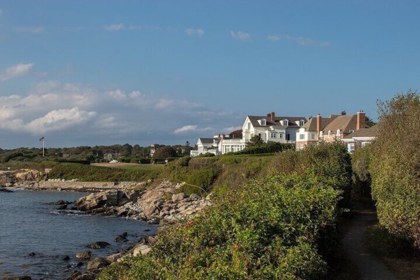 Newport Cliff Walk - Legends of the Gilded Age GPS Guided Audio Tour
