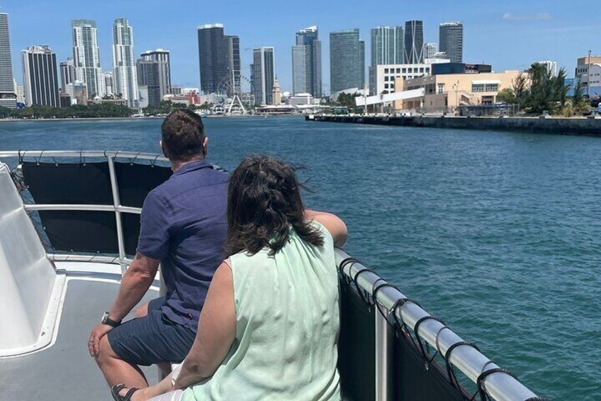 Miami Sightseeing Tour with stops and Millionaire Row Boat Tour