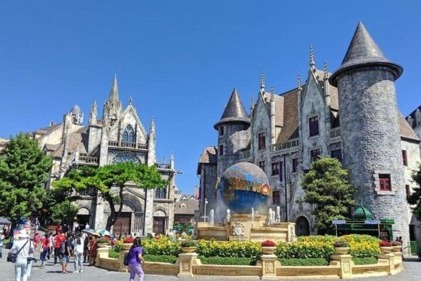 Danang Travel- Ba Na Hills - Golden Bridge Small Group Tour 1 Day