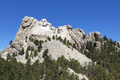 Private Tour of Mount Rushmore, Crazy Horse and Custer State Park