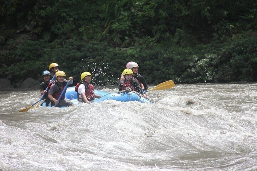 Rafting in Nepal - Trishuli River Rafting 