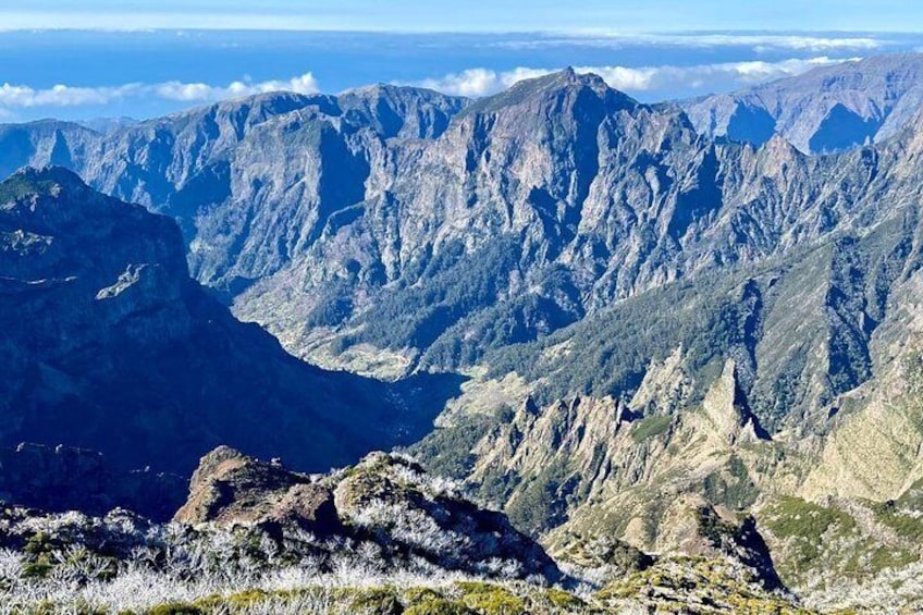 Sunrise Transfer To Pico Do Arieiro, Hike To Pico Ruivo & Return From Teixeira