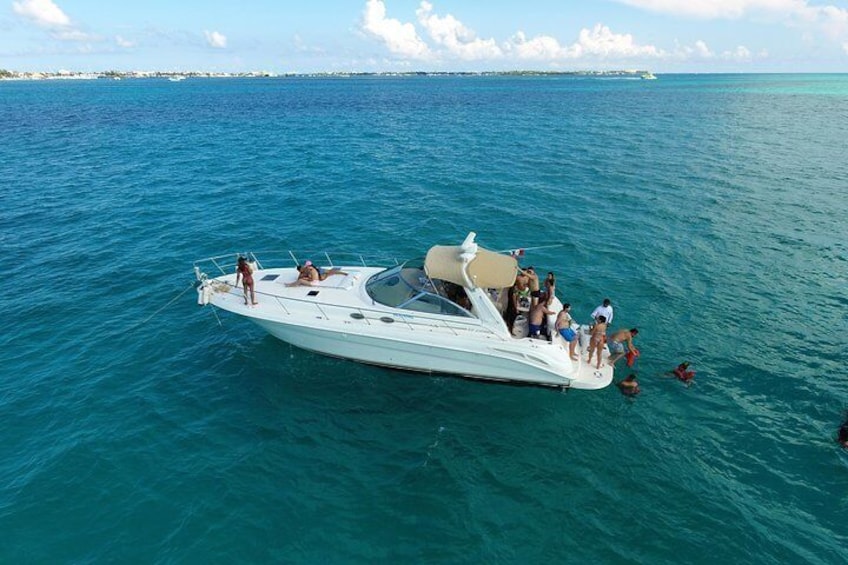 Private Cancun Yacht Tour to Isla Mujeres with Snorkeling