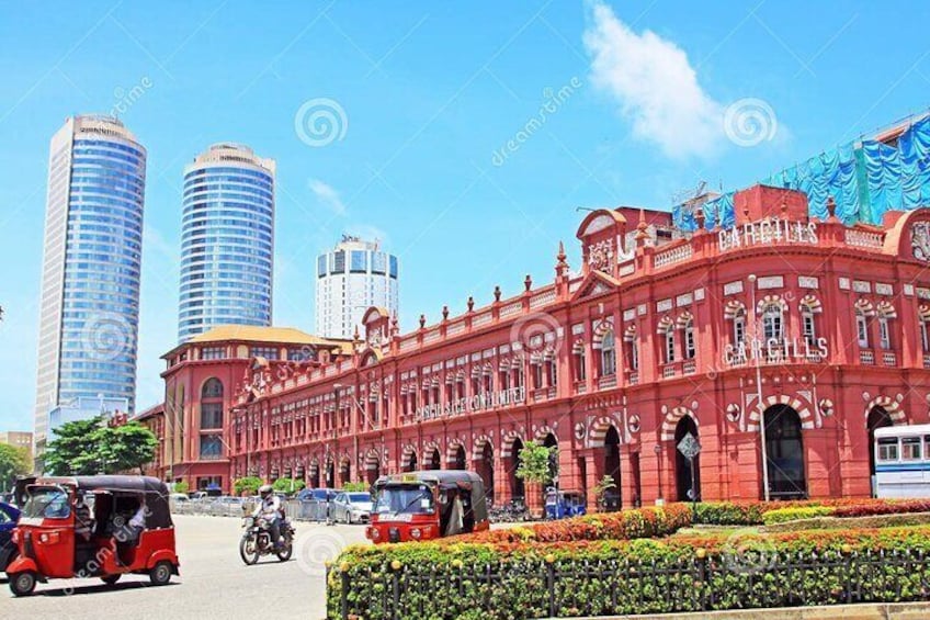 Colombo City Tour with live Guide 