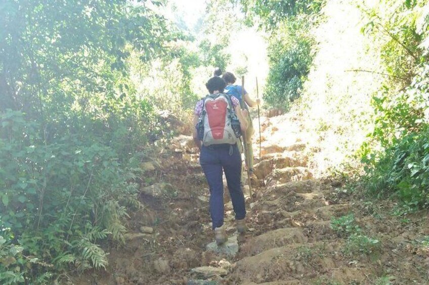 Adventure Trekking to Palaung Villages in Kalaw 
